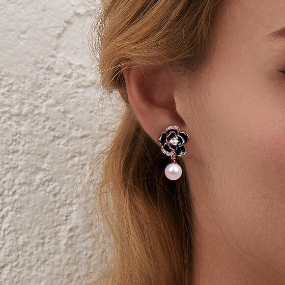 Women's Dainty Black Dangle Flower Pearl Cute Unique Beautiful Flower Earring - Picture 4 of 7